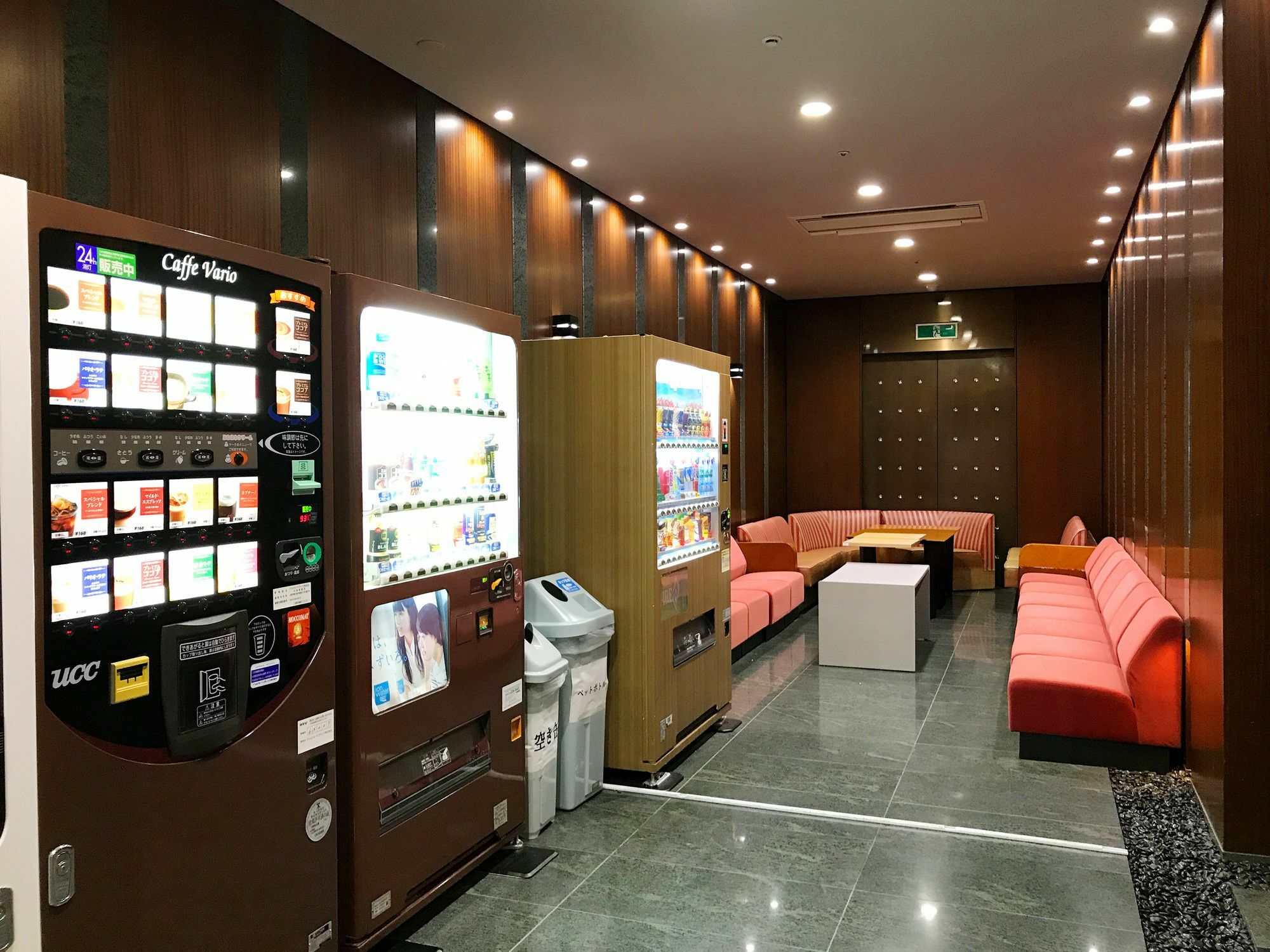 Hotel Osaka Academia Esterno foto